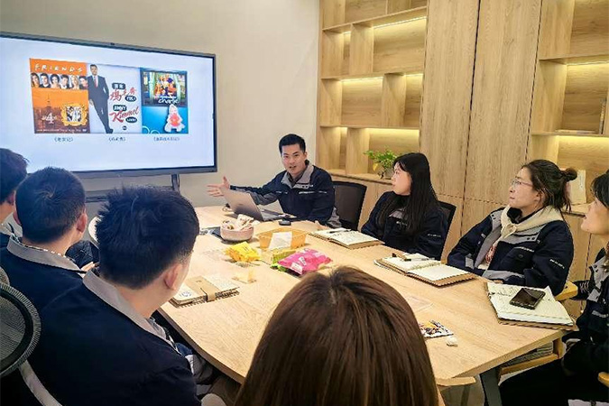 公司Happy英语学习沙龙——安利特，走向全球的梦想舞台！